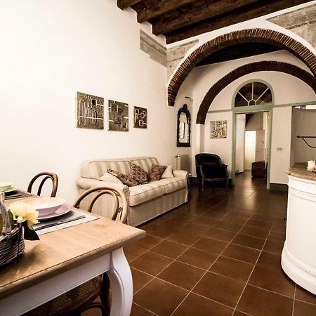 Innpisarentals 2 - Pisa Shabby Flat Bagian luar foto