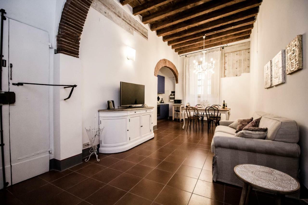 Innpisarentals 2 - Pisa Shabby Flat Bagian luar foto